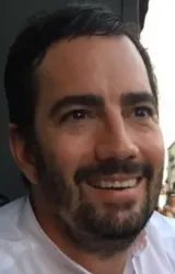 Лукас Эттлин